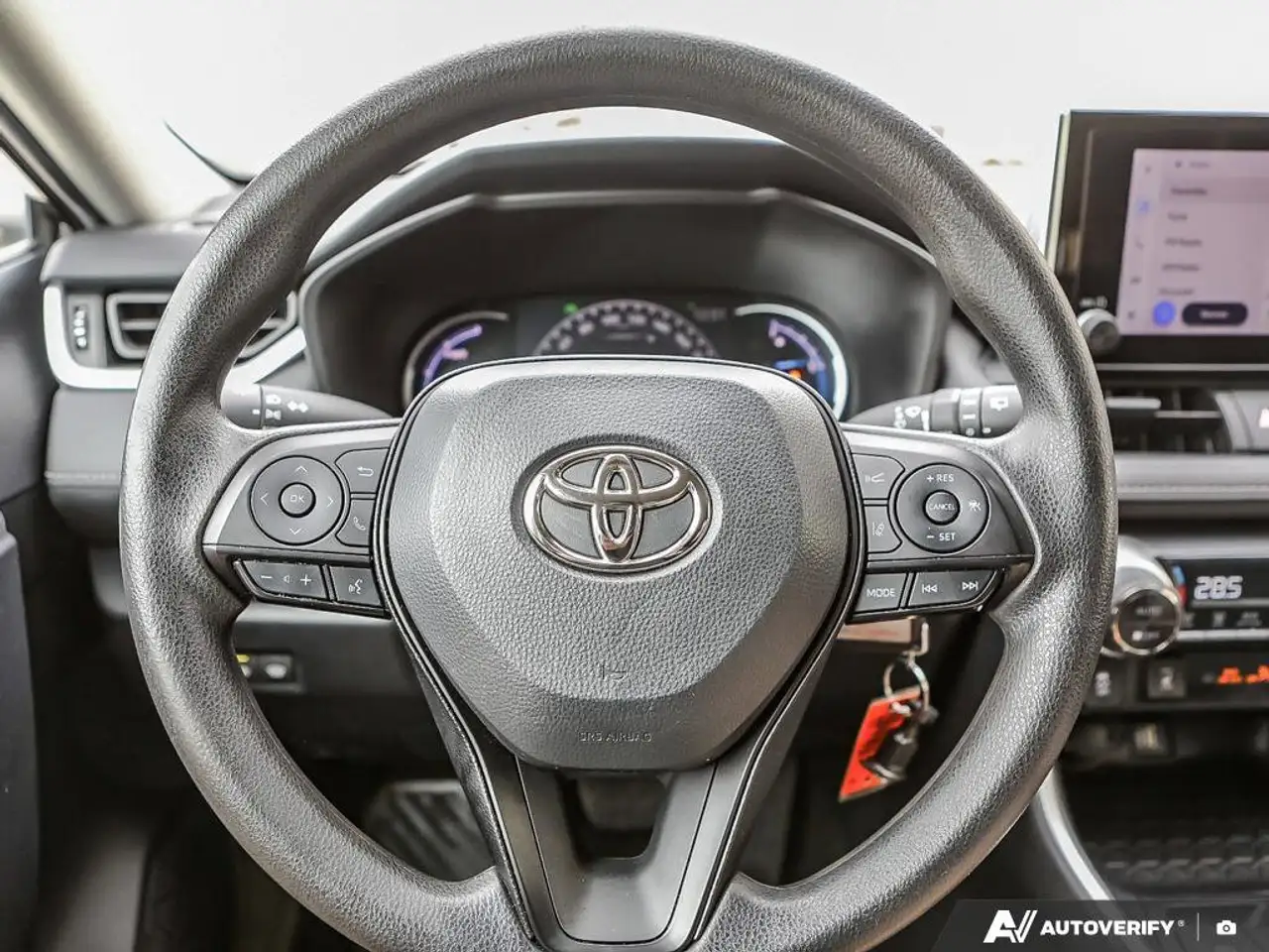 Toyota RAV 4 снимка Toyota RAV 4