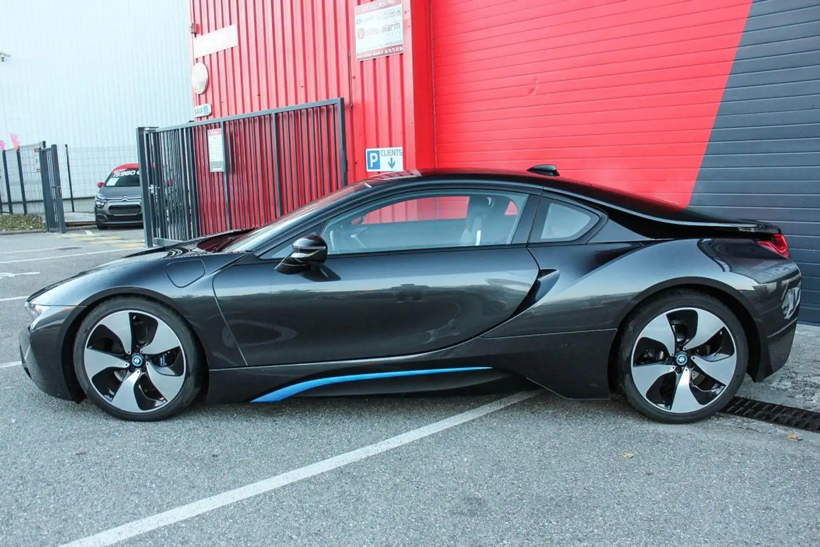 BMW i8 PURE IMPULSE BVA Gris - 2