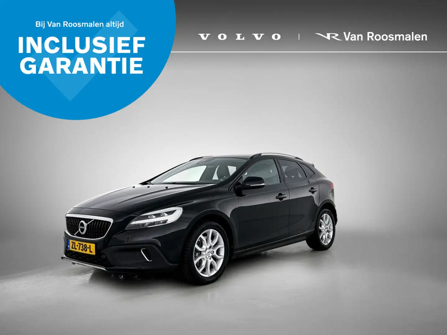 Volvo V40 Cross Country 1.5 T3 Polar+ Luxury | Panorama dak | Trekhaak | L Zwart - 1