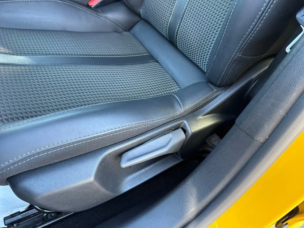 Peugeot 208 GT PureTech 100 EAT8 S/S auto 20