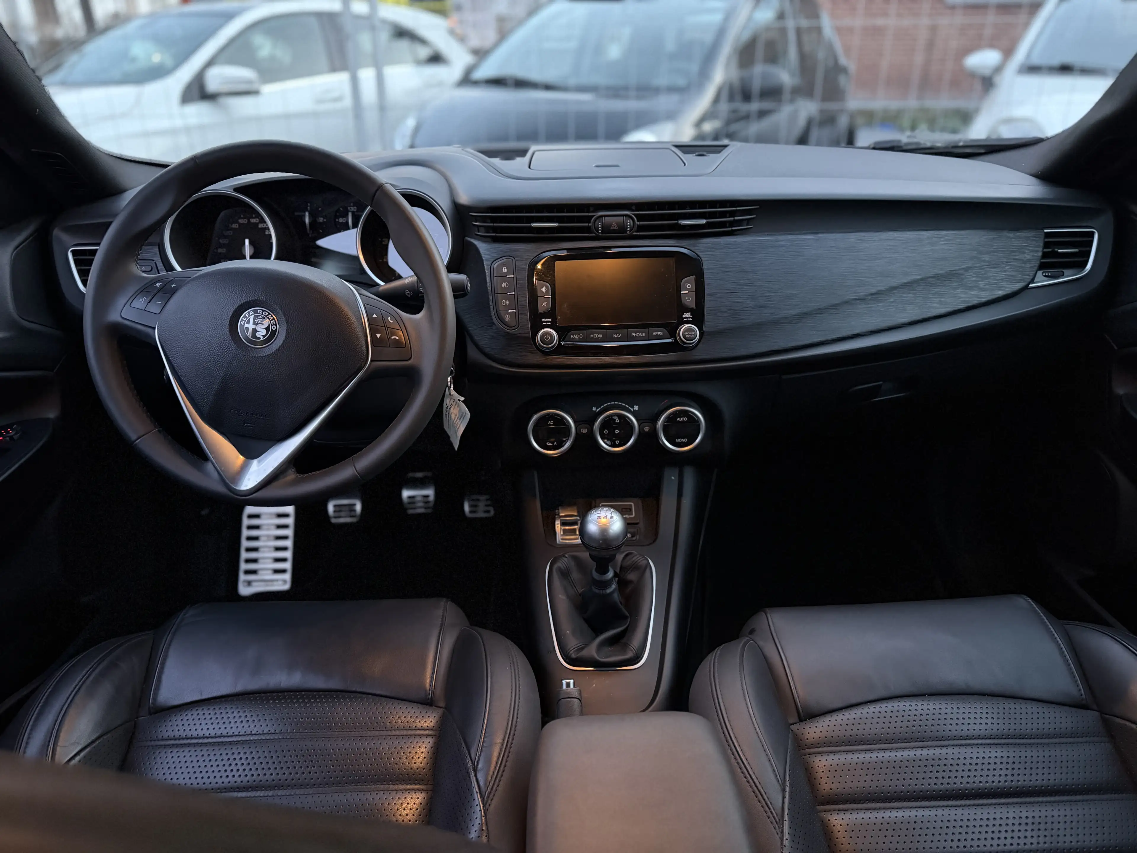 Alfa Romeo Giulietta Vendue ‼️ — photo 10