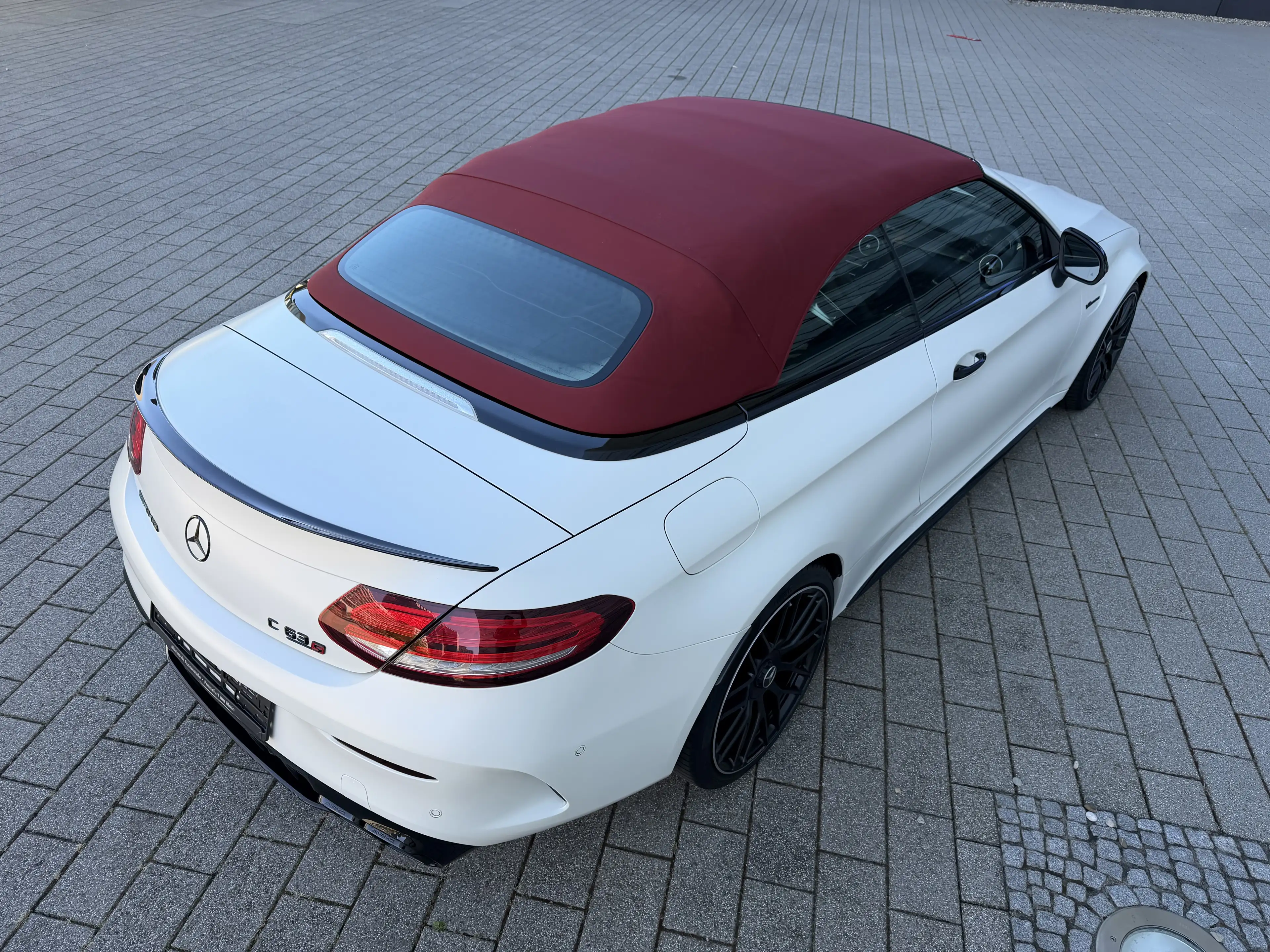 Mercedes-Benz C 63 AMG C 63 S AMG MANUFAKTUR kaschmirweiß magno — photo 3