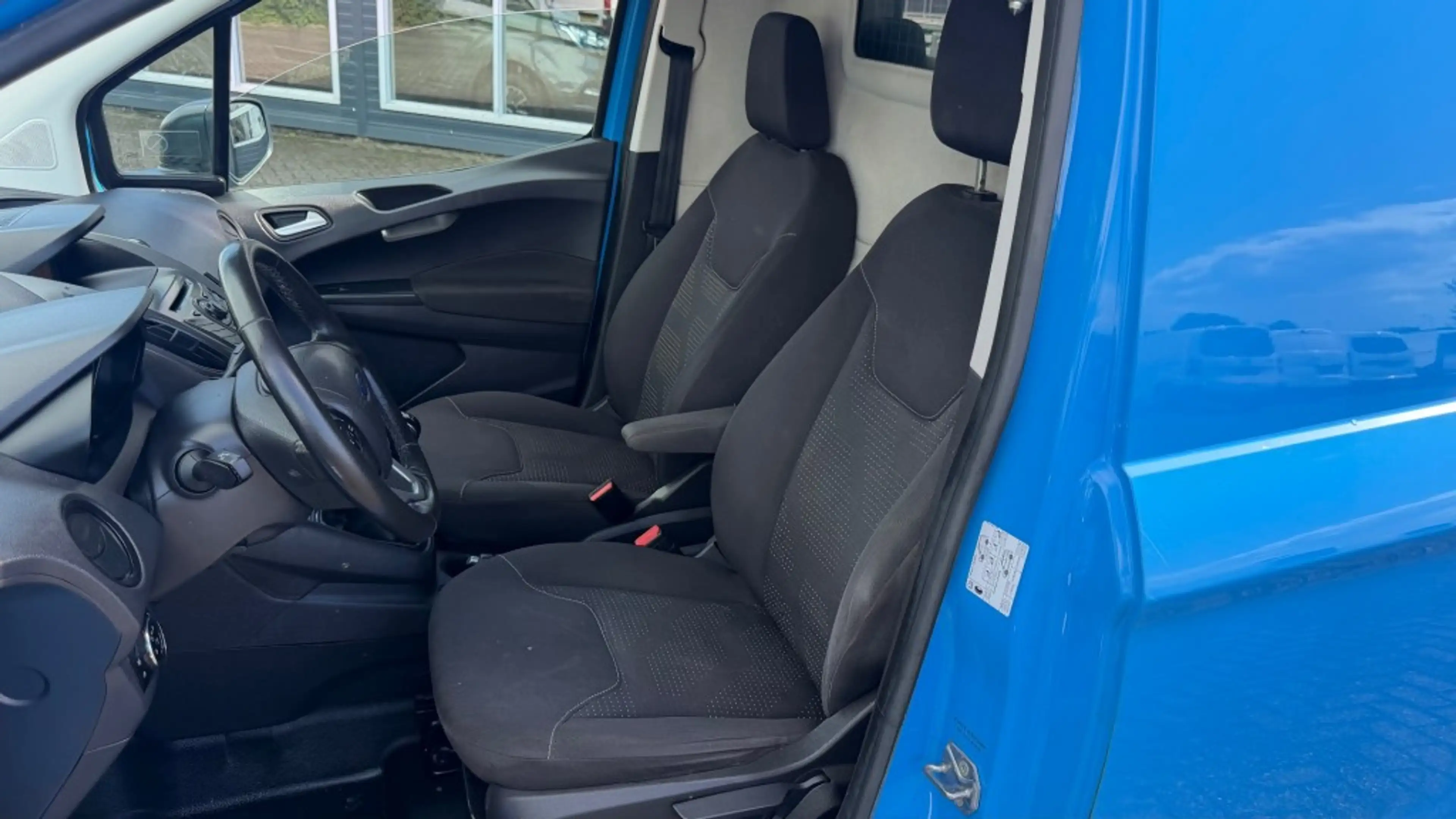 Ford Transit Courier 1.5 TDCI 55KW 75PK EURO 6 AIRCO/ CRUISE CONTROL/ S — photo 16