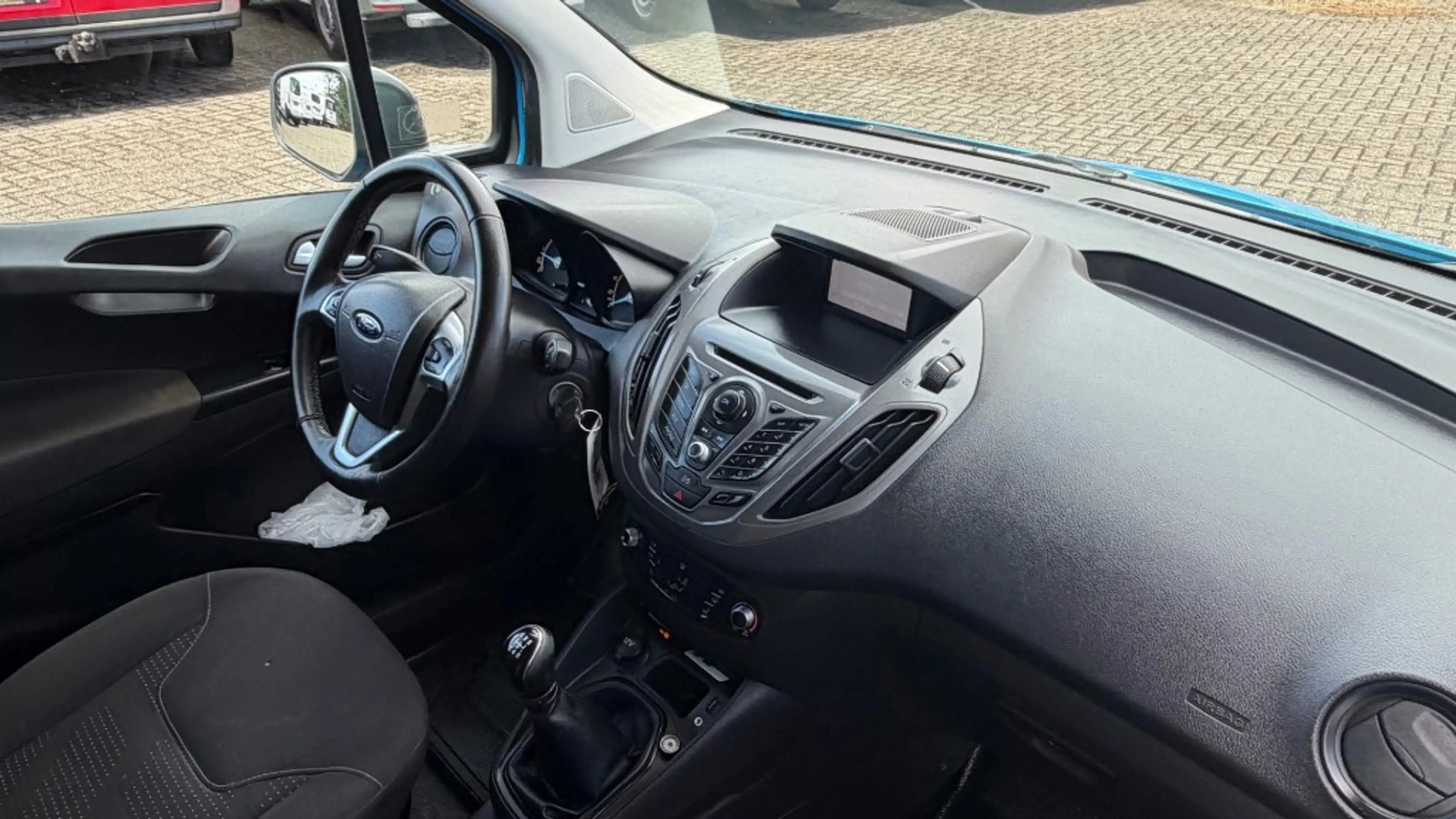 Ford Transit Courier 1.5 TDCI 55KW 75PK EURO 6 AIRCO/ CRUISE CONTROL/ S — photo 7