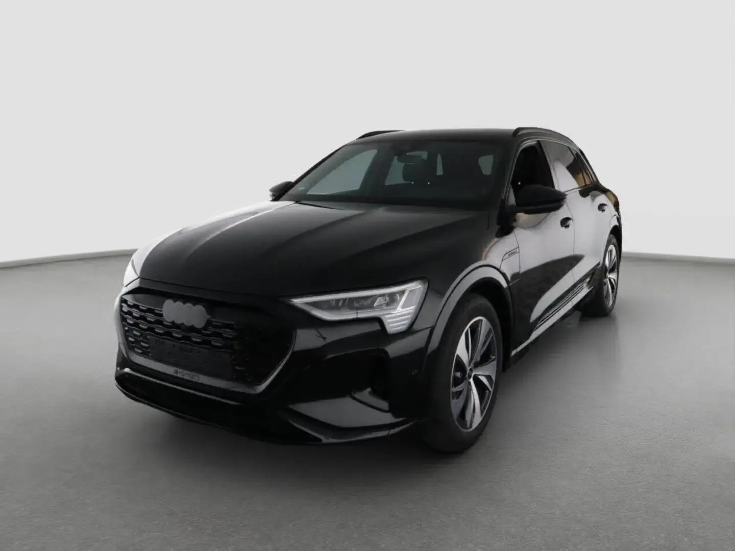 Audi Q8 e-tron 55  quattro S-Line |Matrix|Luft|ACC Zwart - 2