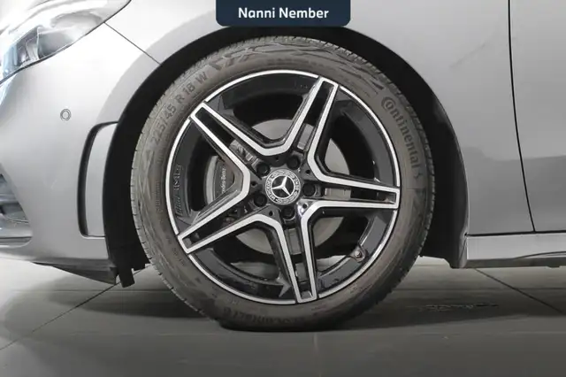 Mercedes-Benz B Class view 7