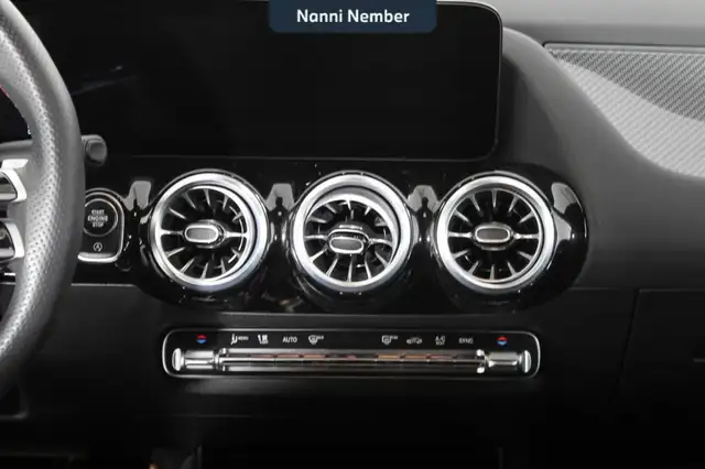 Mercedes-Benz B Class view 11