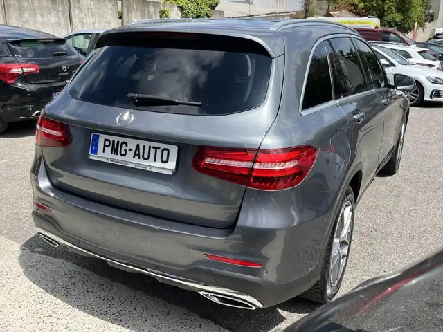 Mercedes-Benz GLC view 2