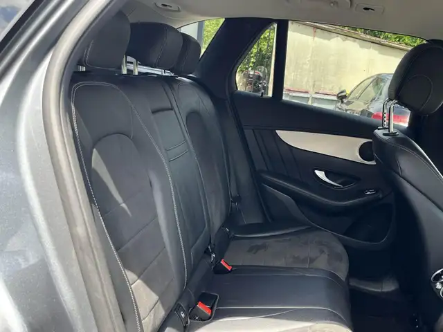 Mercedes-Benz GLC view 9