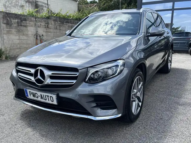 Mercedes-Benz GLC view 15