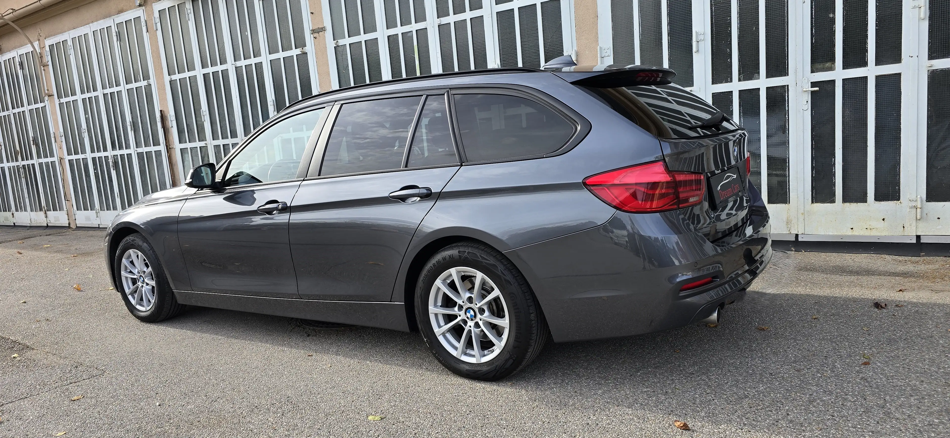 BMW 316 d Touring Advantage Aut. *LED*NAVI*KAMERA*SHZ*PDC* — photo 3
