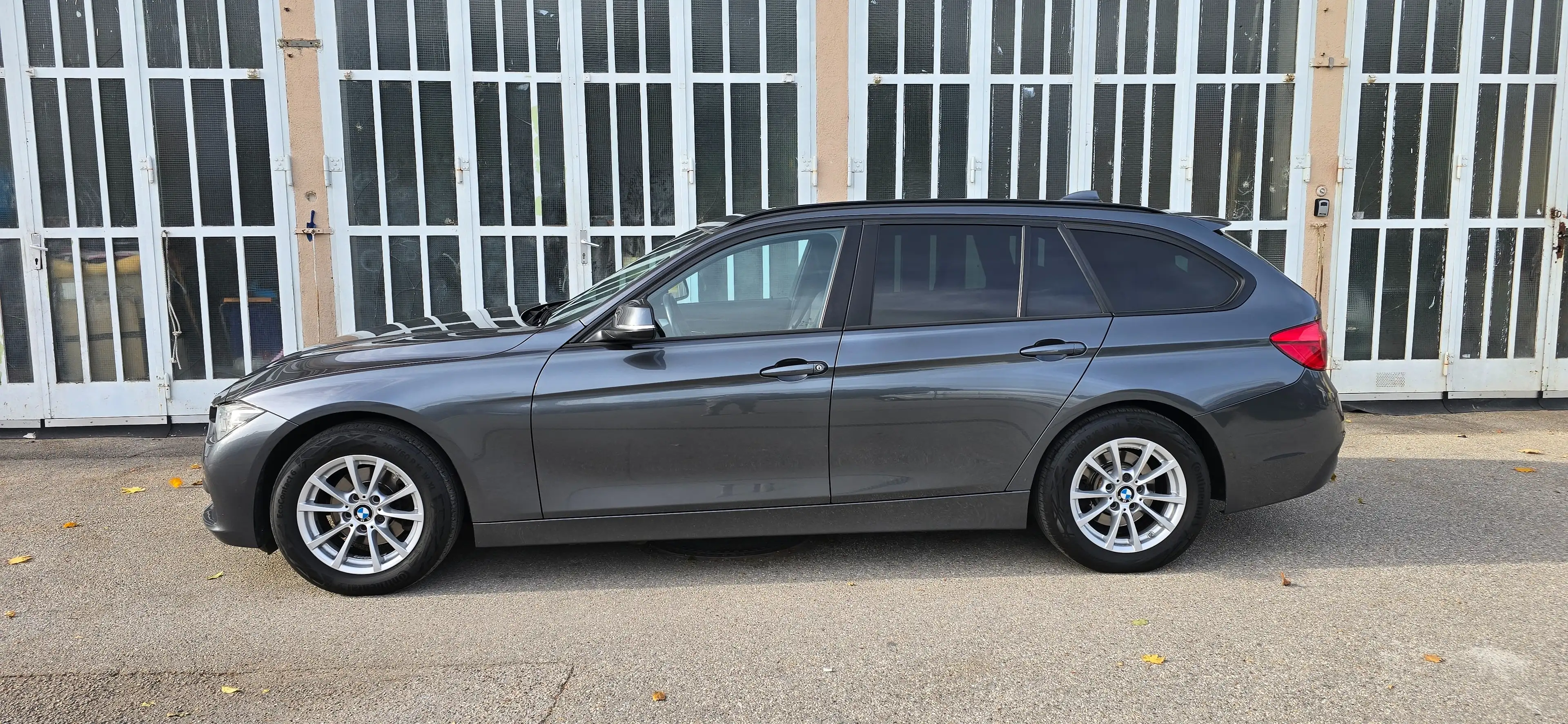 BMW 316 d Touring Advantage Aut. *LED*NAVI*KAMERA*SHZ*PDC* — photo 2