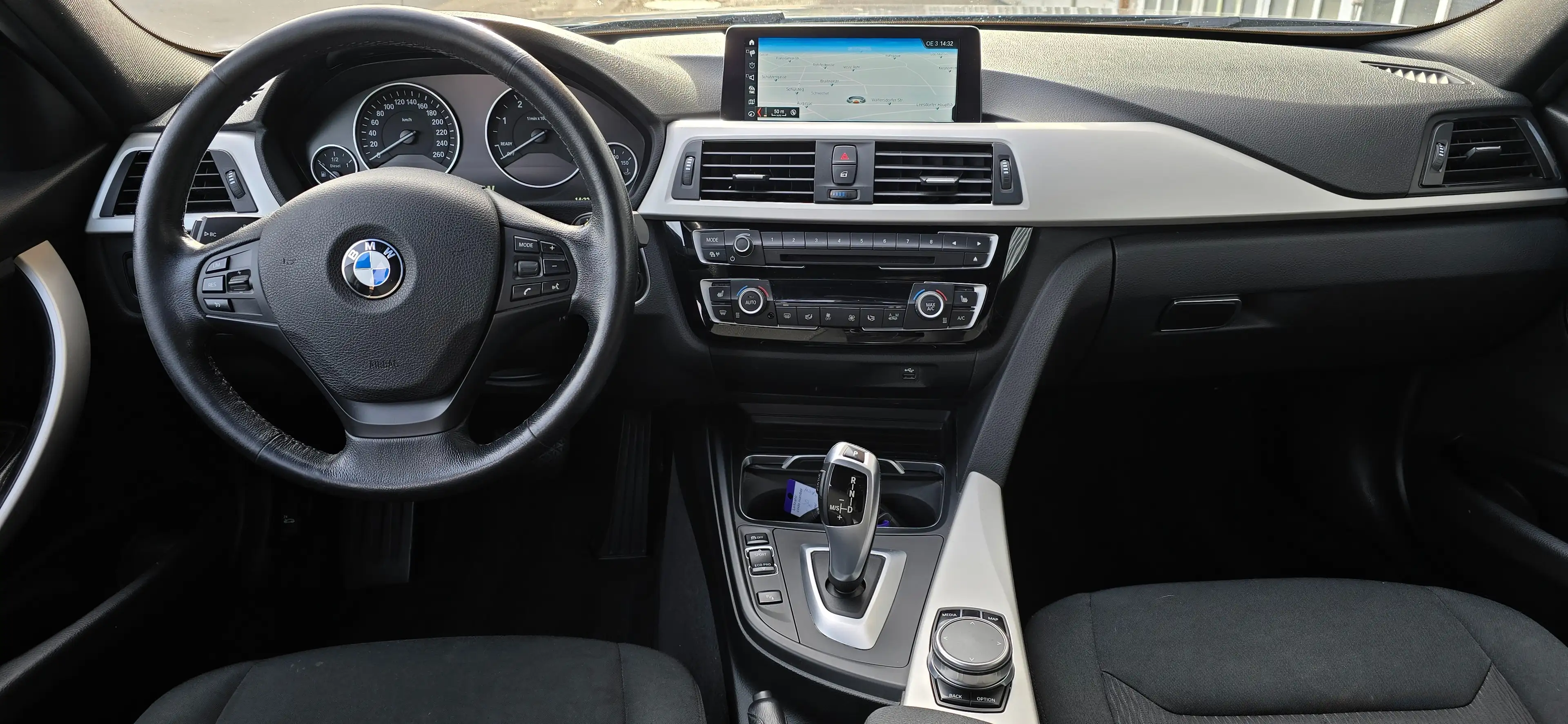 BMW 316 d Touring Advantage Aut. *LED*NAVI*KAMERA*SHZ*PDC* — photo 12