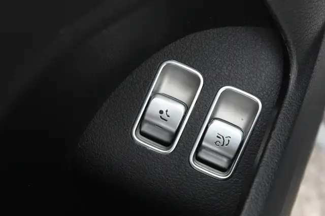 Mercedes-Benz GLE 350 d 4Matic AMG Sport Aut. AHK*PANO*ACC*BURMESTER*LED Ansicht 10