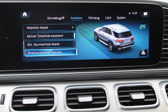 Mercedes-Benz GLE 350 d 4Matic AMG Sport Aut. AHK*PANO*ACC*BURMESTER*LED Ansicht 26