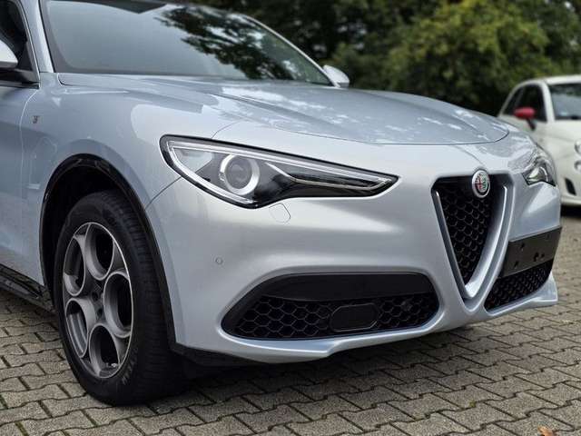 Alfa Romeo Stelvio Lusso Ti Q4 280PS