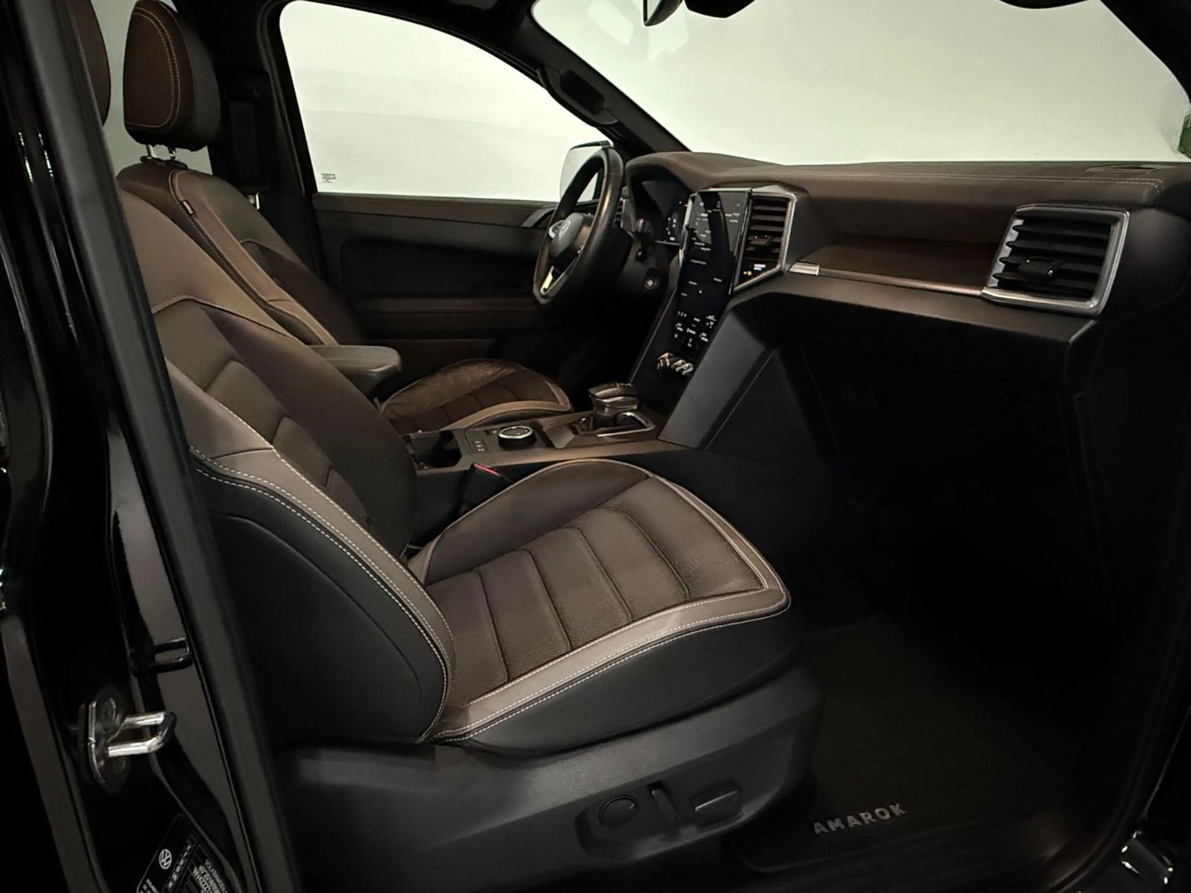 Volkswagen Amarok 3.0 TDI 177 kW Style Doppelkabine 4Motion — photo 9