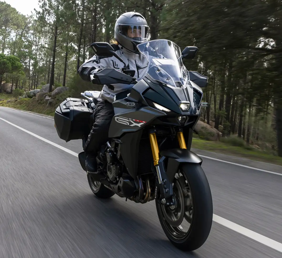Suzuki GSX-S 1000GX 2025 Schwarz - 2