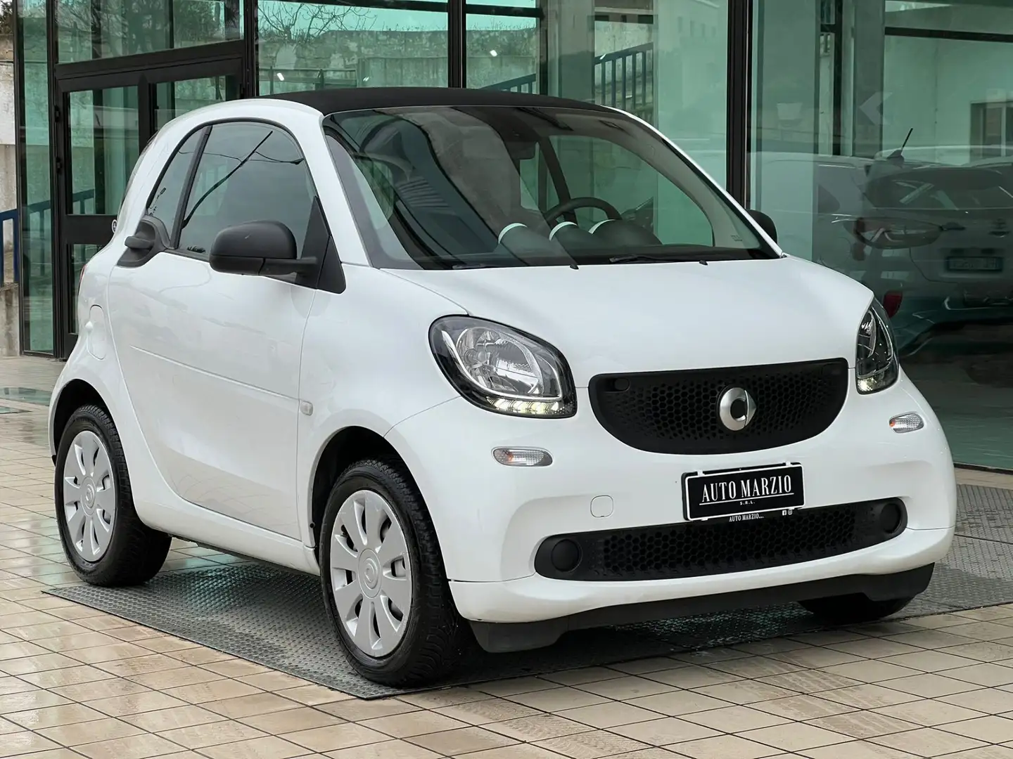 smart forTwo 70 1.0 Youngster Blanco - 1