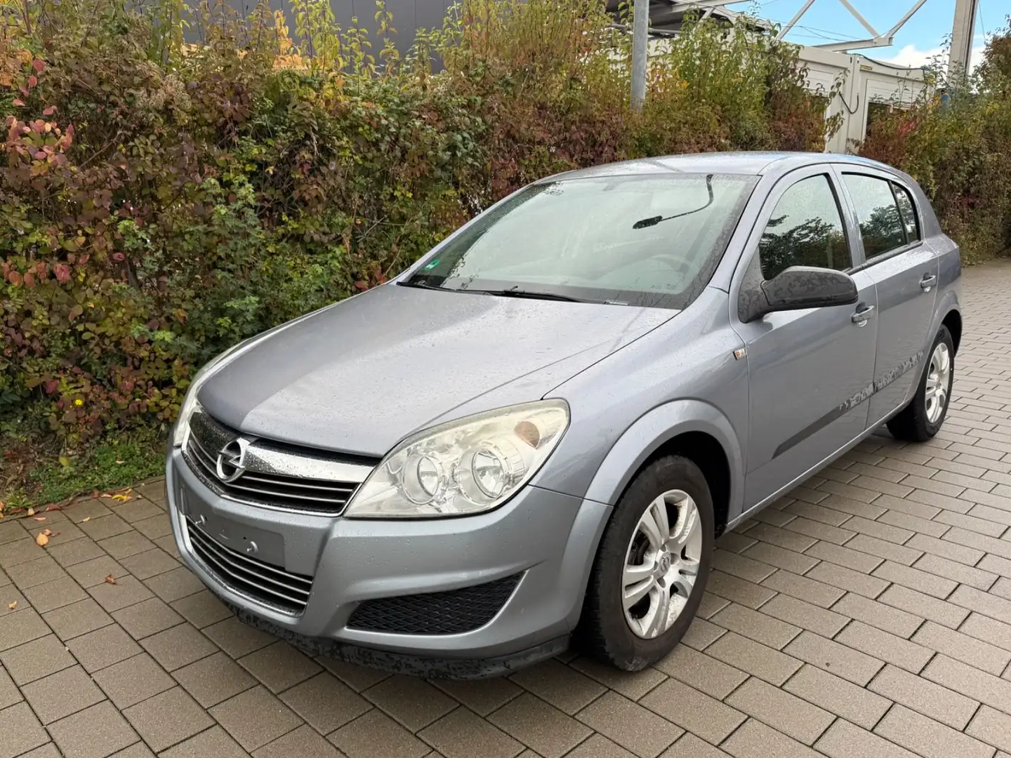 Opel Astra H Lim. Selection "110 Jahre"TÜV-Neu*1Hand Silber - 1
