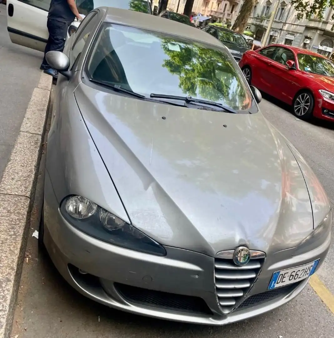 Alfa Romeo 147 147 5p 1.6 ts 16v Progression c/CL 105cv - 2