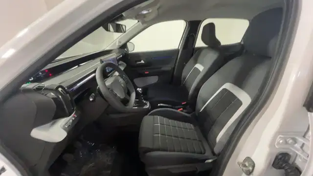 Citroen C3 view 8