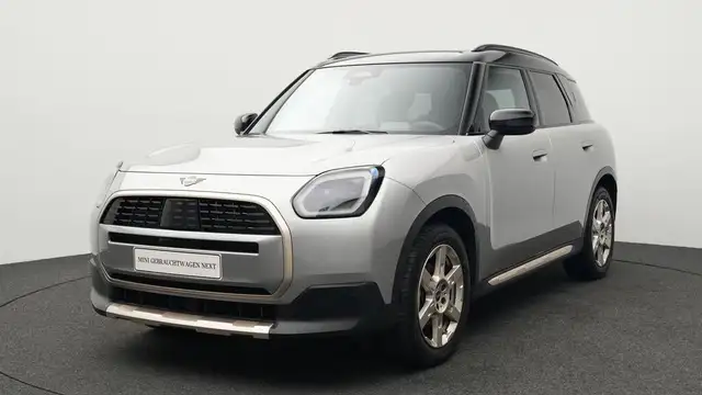 MINI Countryman D Favoured Trim