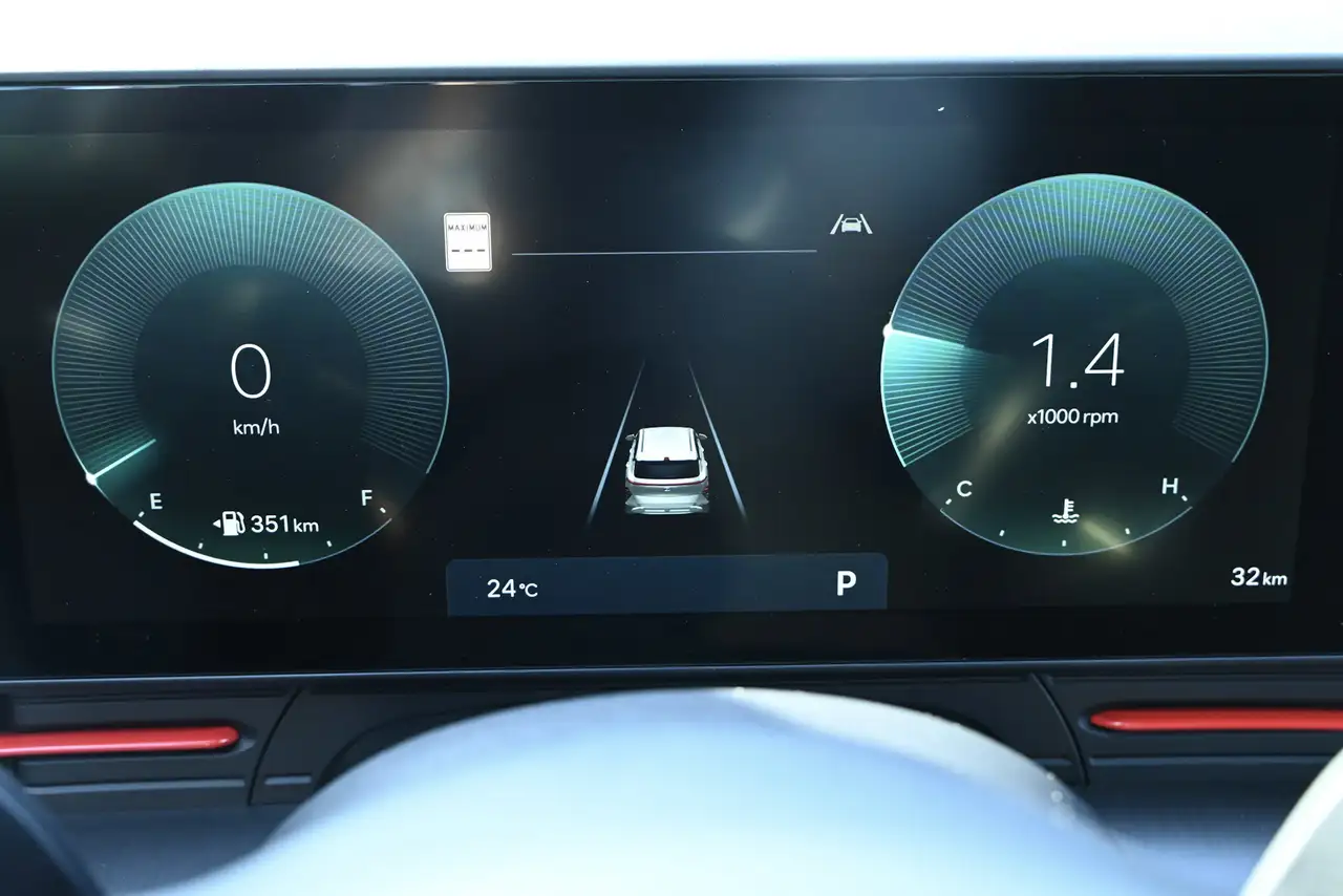 Hyundai KONA снимка Hyundai KONA