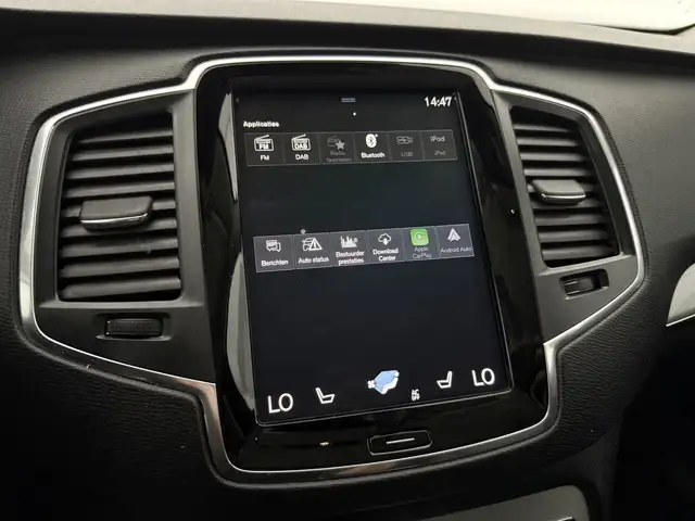 Volvo XC90 view 27