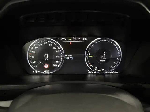 Volvo XC90 view 23