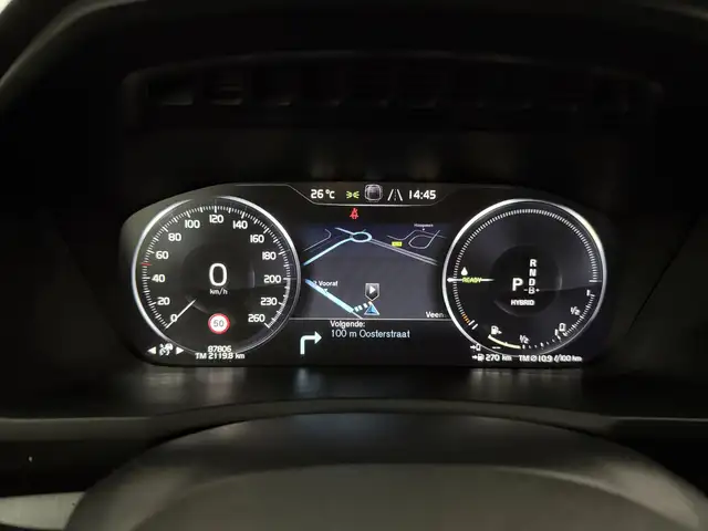 Volvo XC90 view 22