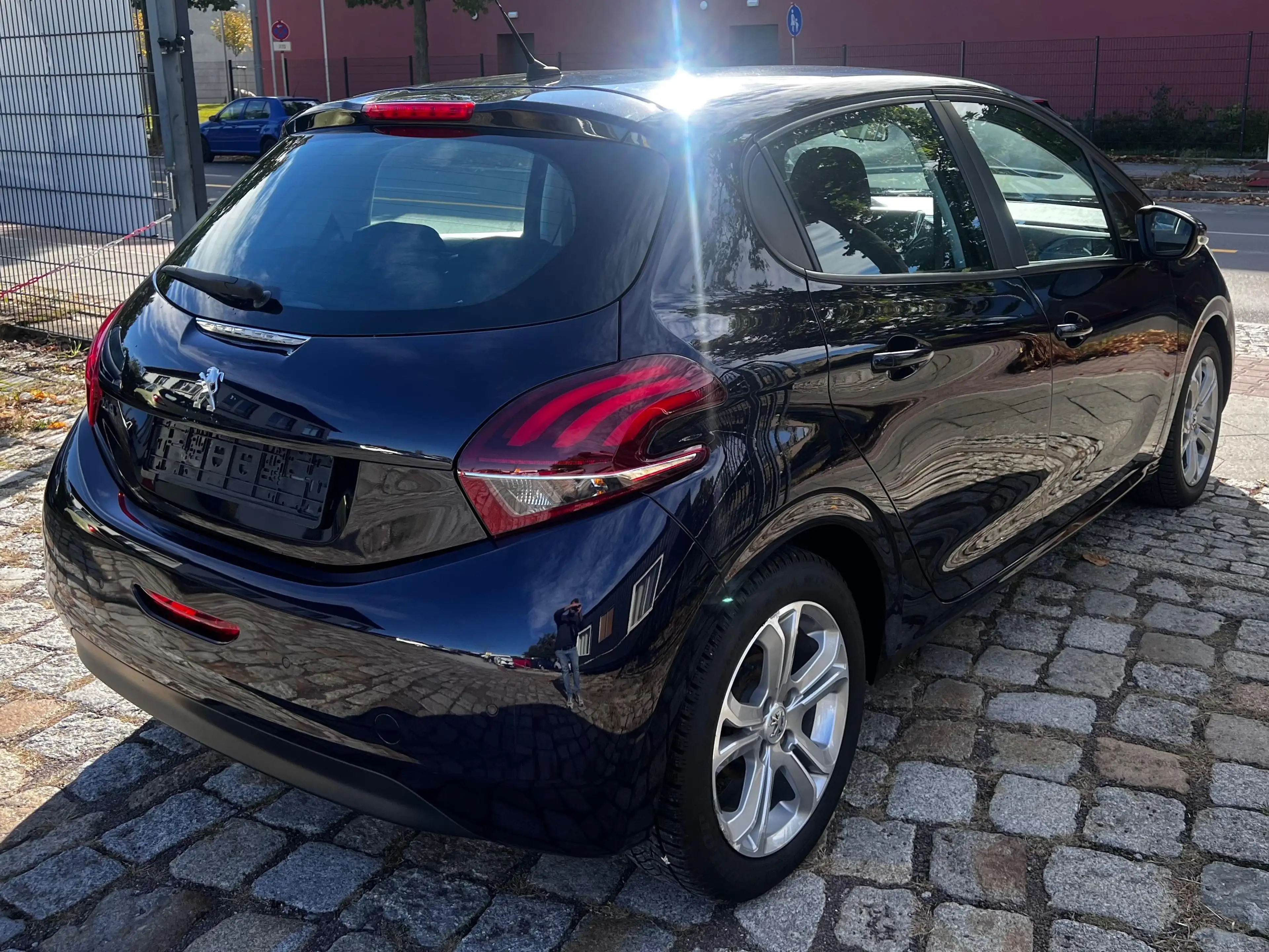 Peugeot 208 Active — photo 6