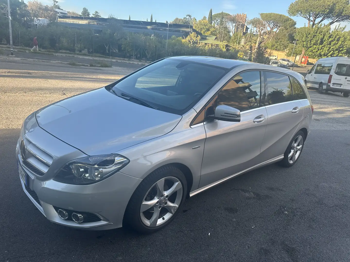 Mercedes-Benz B 180 cdi Premium Automatica - 2