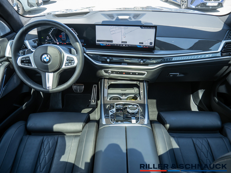 BMW X7 XDRIVE40D — photo 9