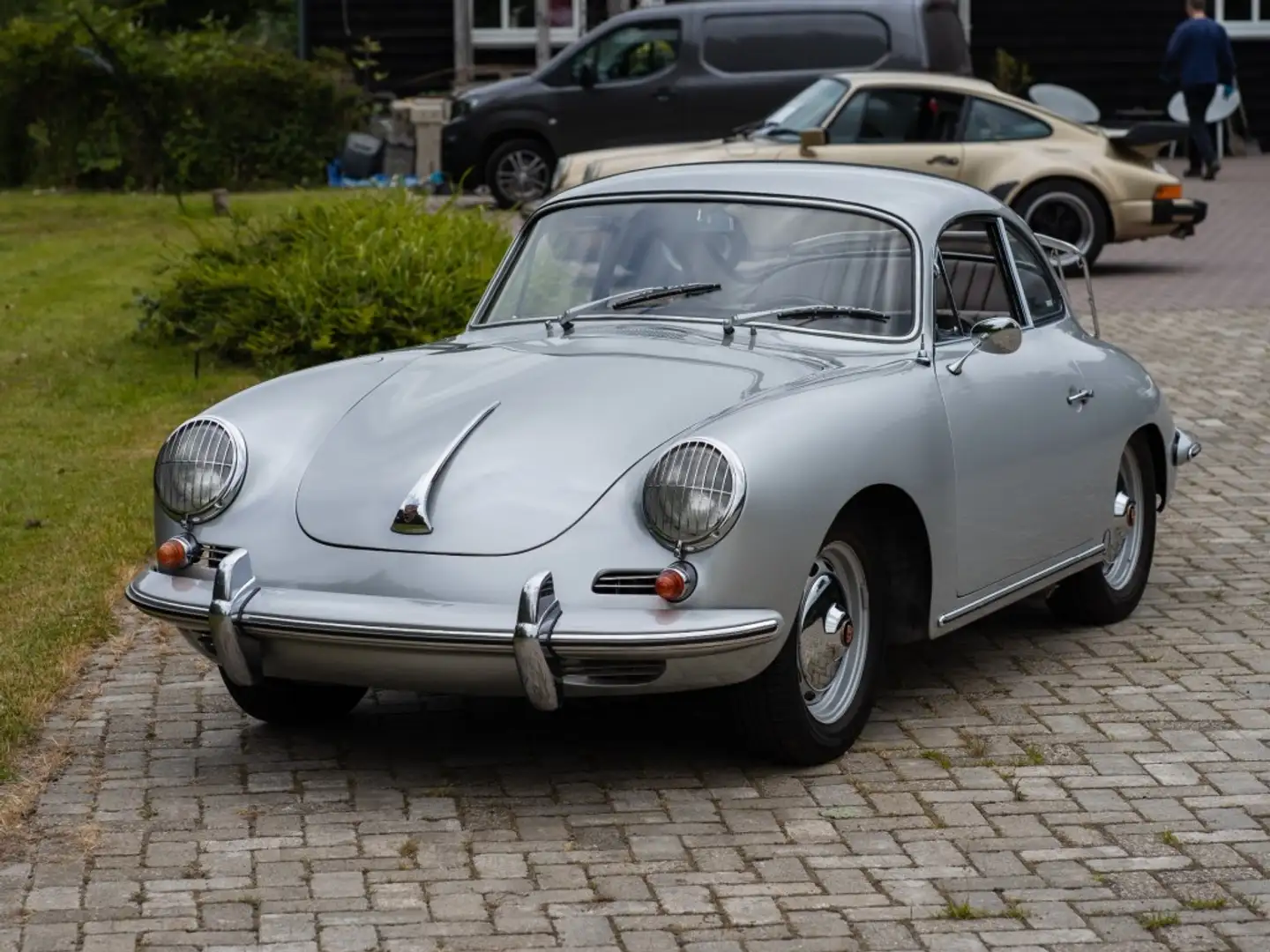 Porsche 356 BT6 Coupe Zilver - 1