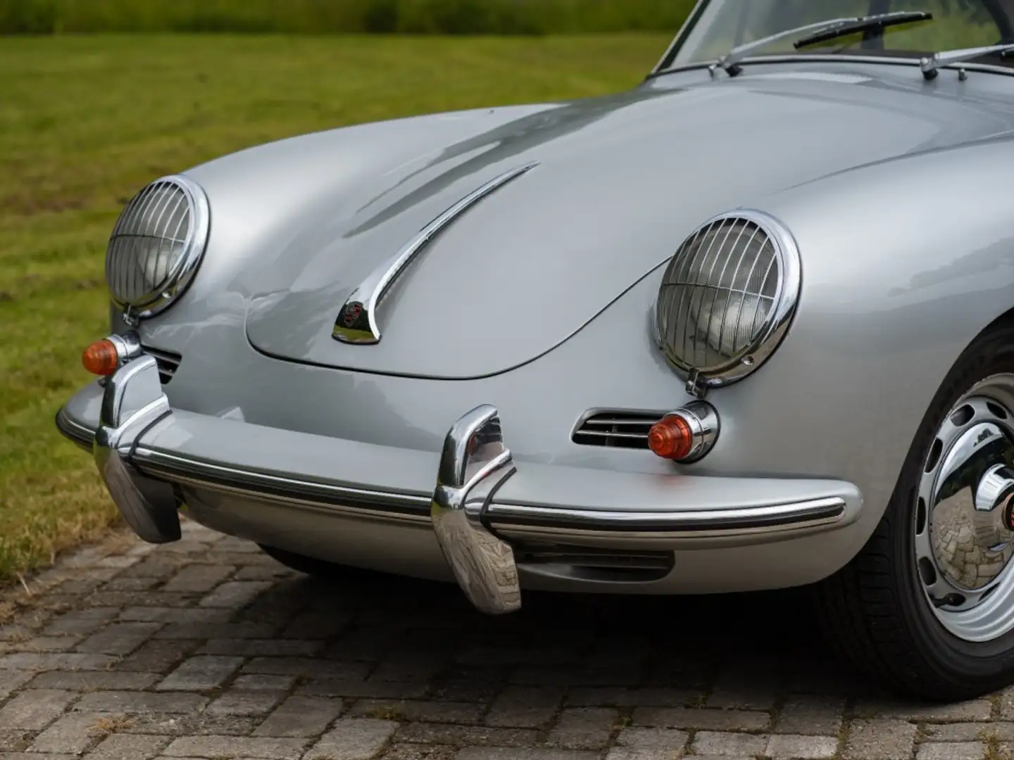 Porsche 356 BT6 Coupe Zilver - 2