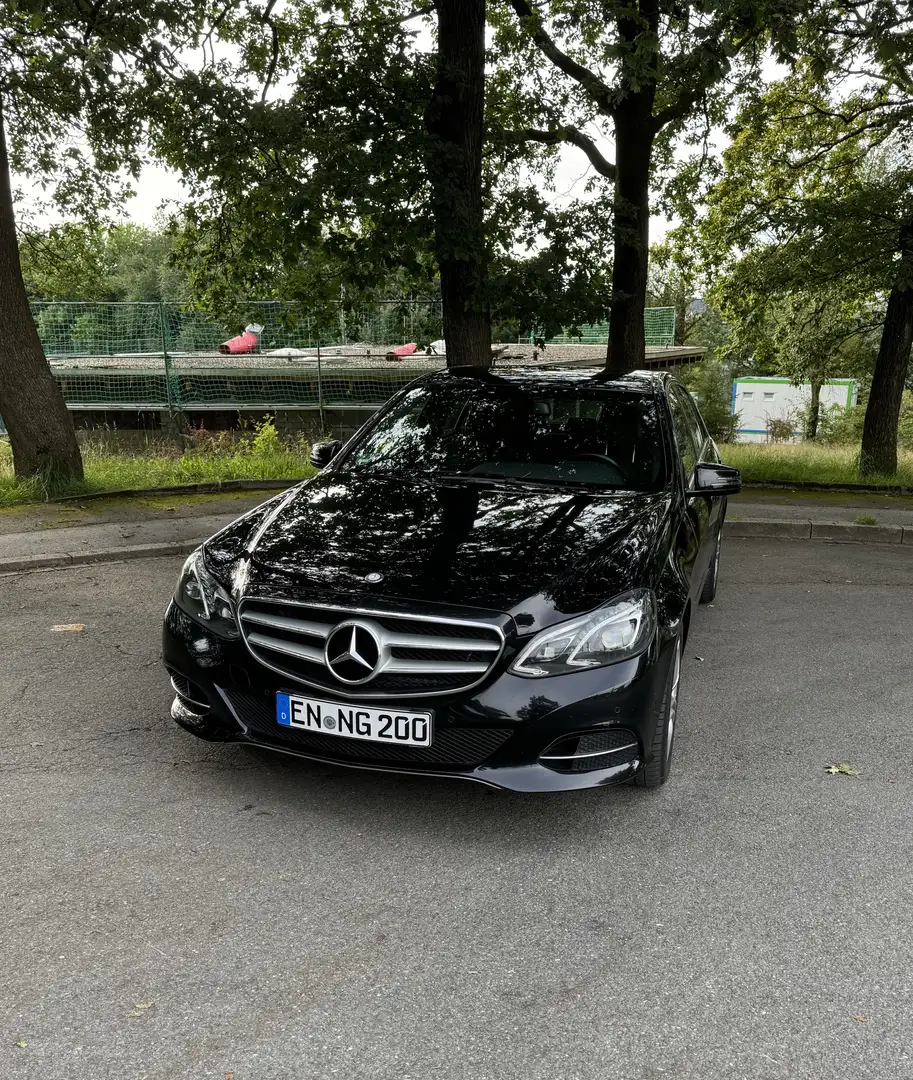 Mercedes-Benz E 200 E 200 NGD NGT Erdgas CNG natural gas Negro - 1