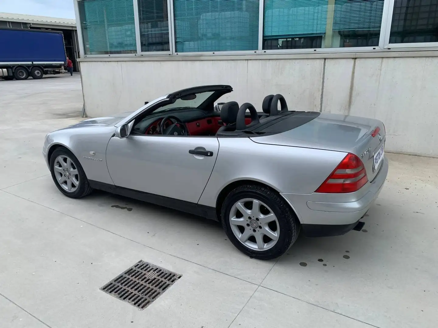 Mercedes-Benz SLK 230 Silber - 2