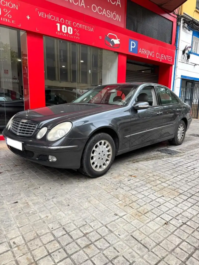 Mercedes-Benz E 320 Elegance Gris - 1