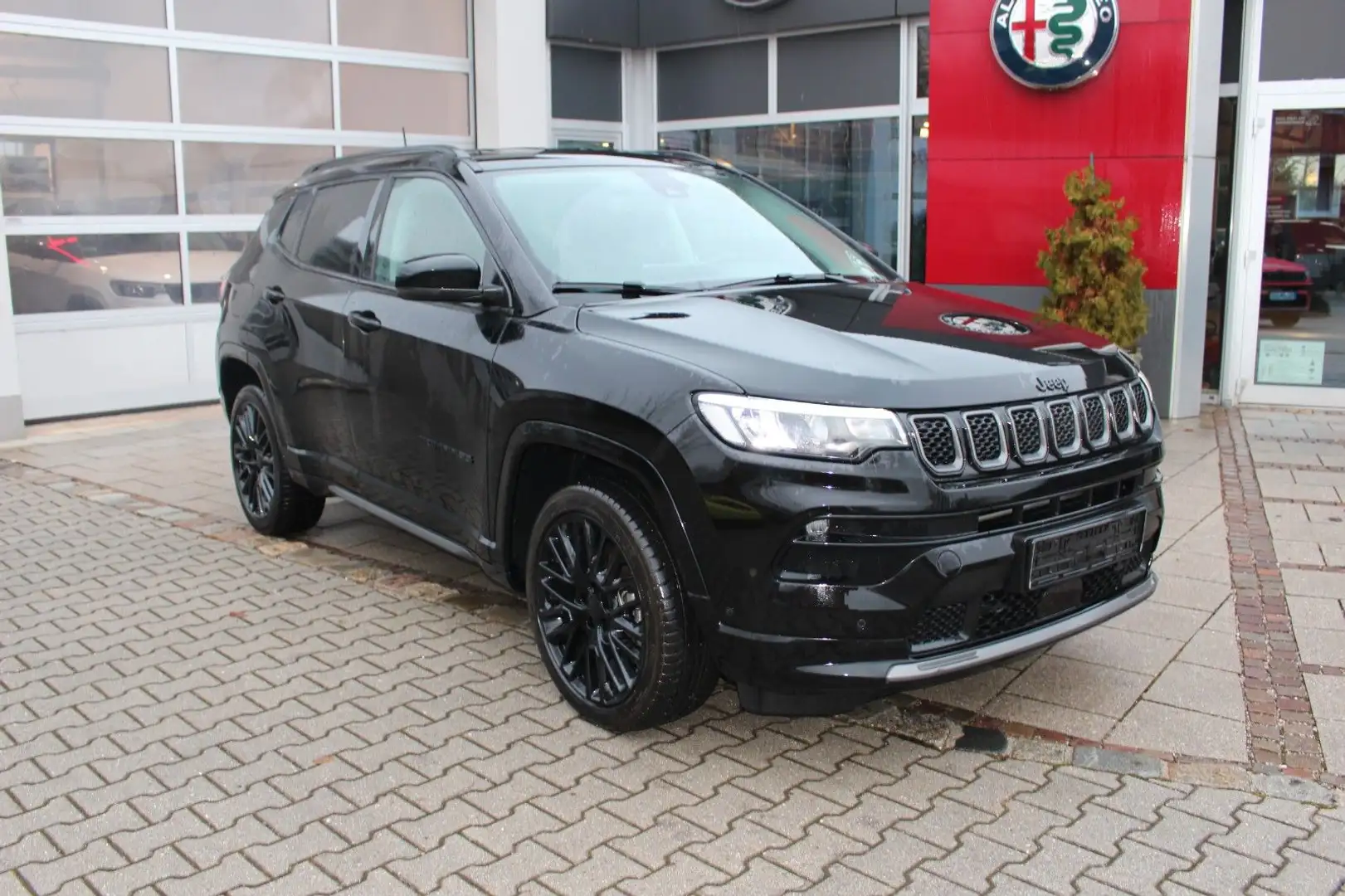 Jeep Compass S Mild-Hybrid FWD Schwarz - 2