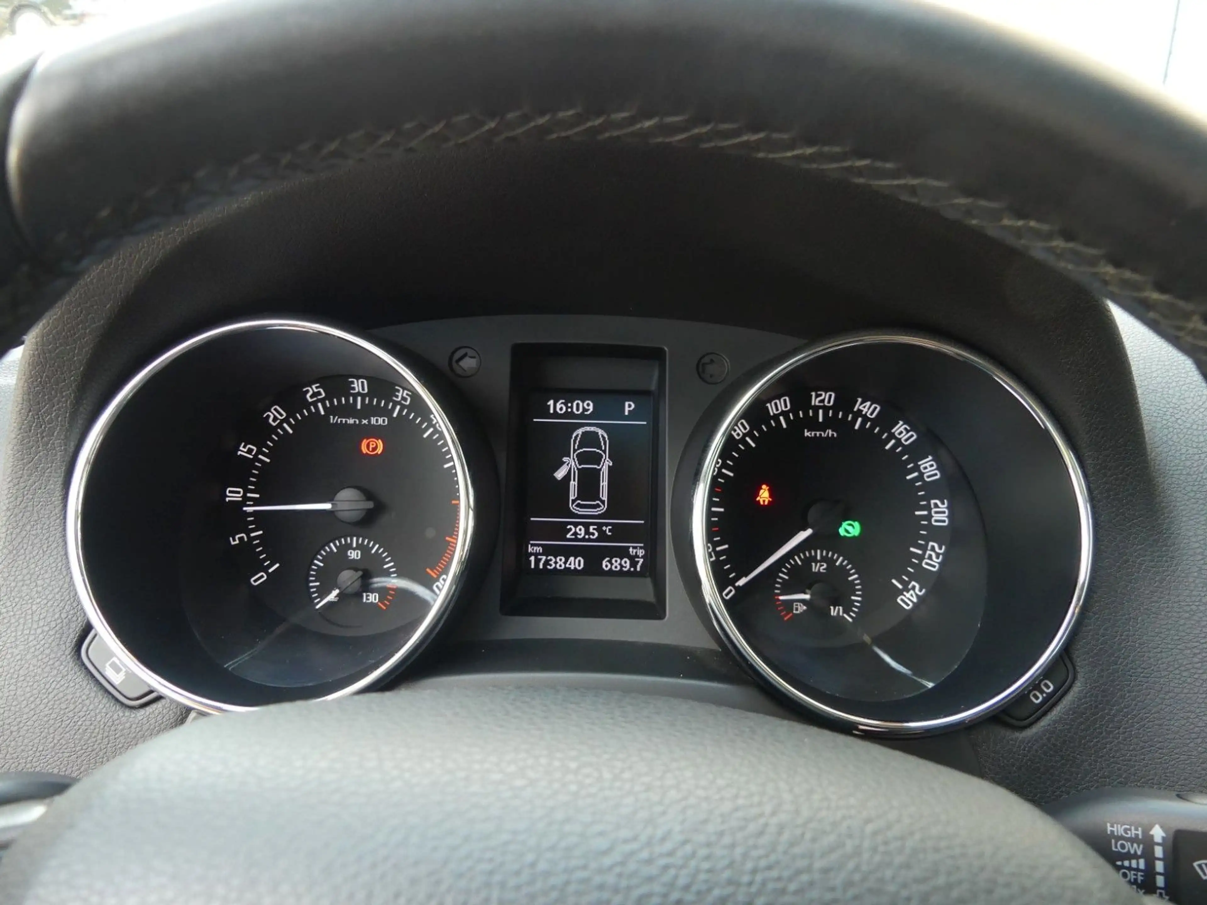 Skoda Yeti L&K Outdoor 4x4 — photo 15