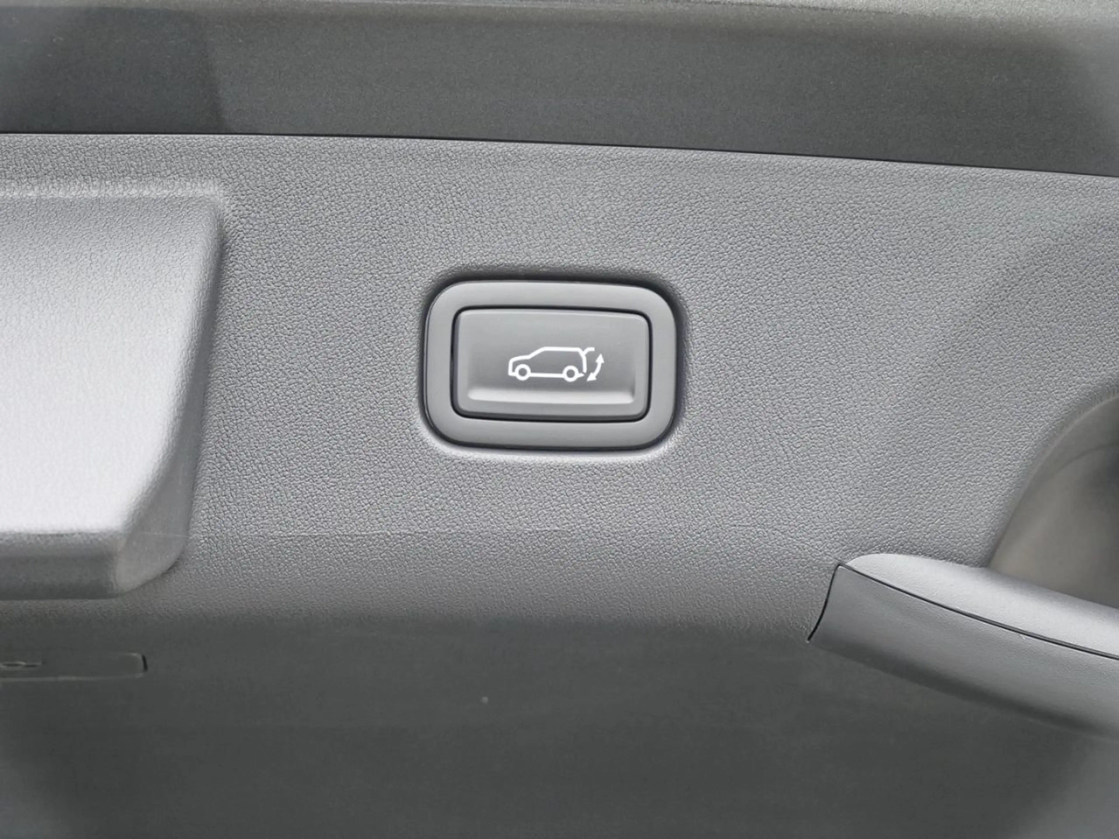 Kia Seltos 1.6T DCT X-Line Harman/Kardon HUD ACC — photo 10