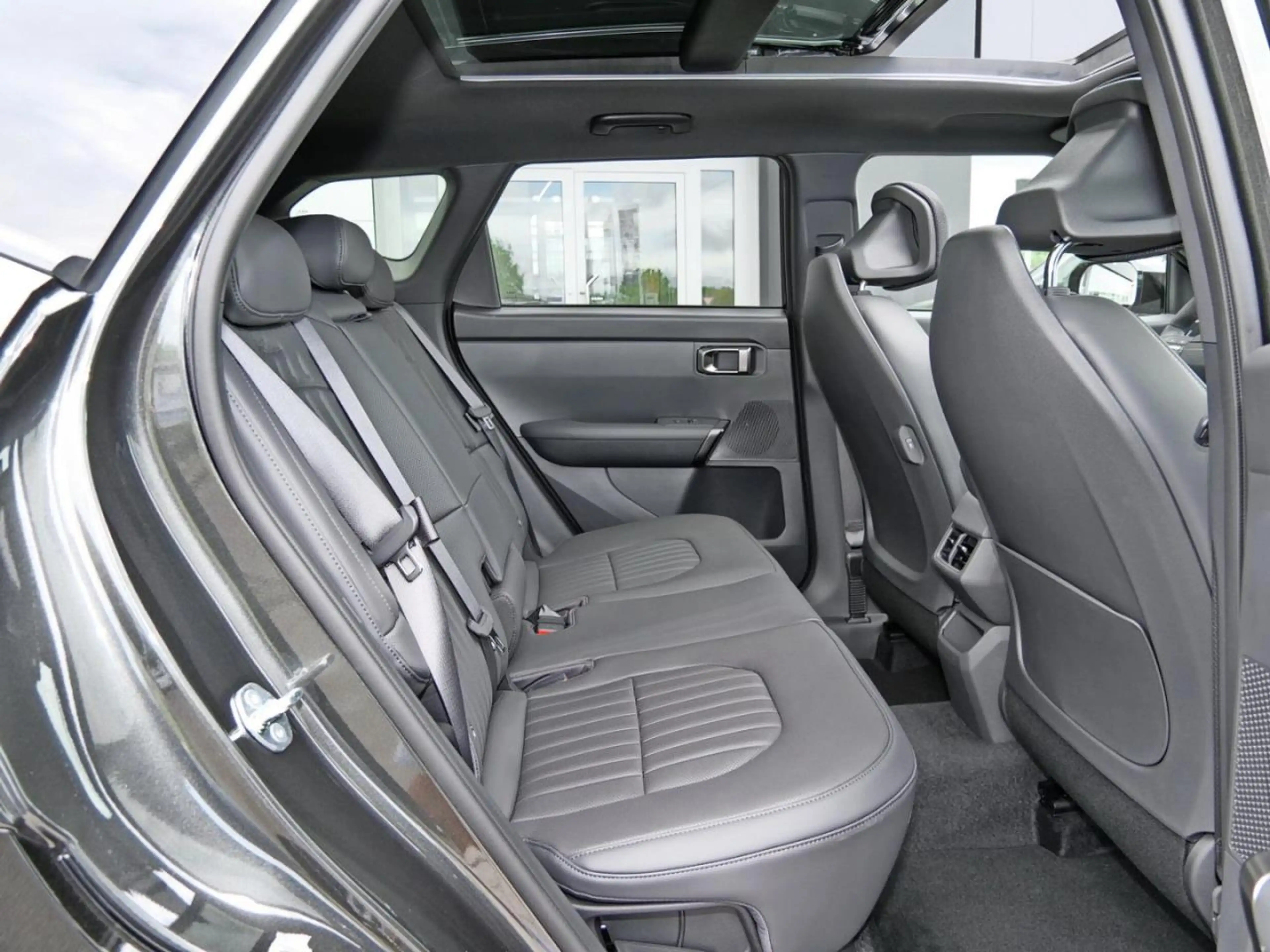 Kia Seltos 1.6T DCT X-Line Harman/Kardon HUD ACC — photo 11