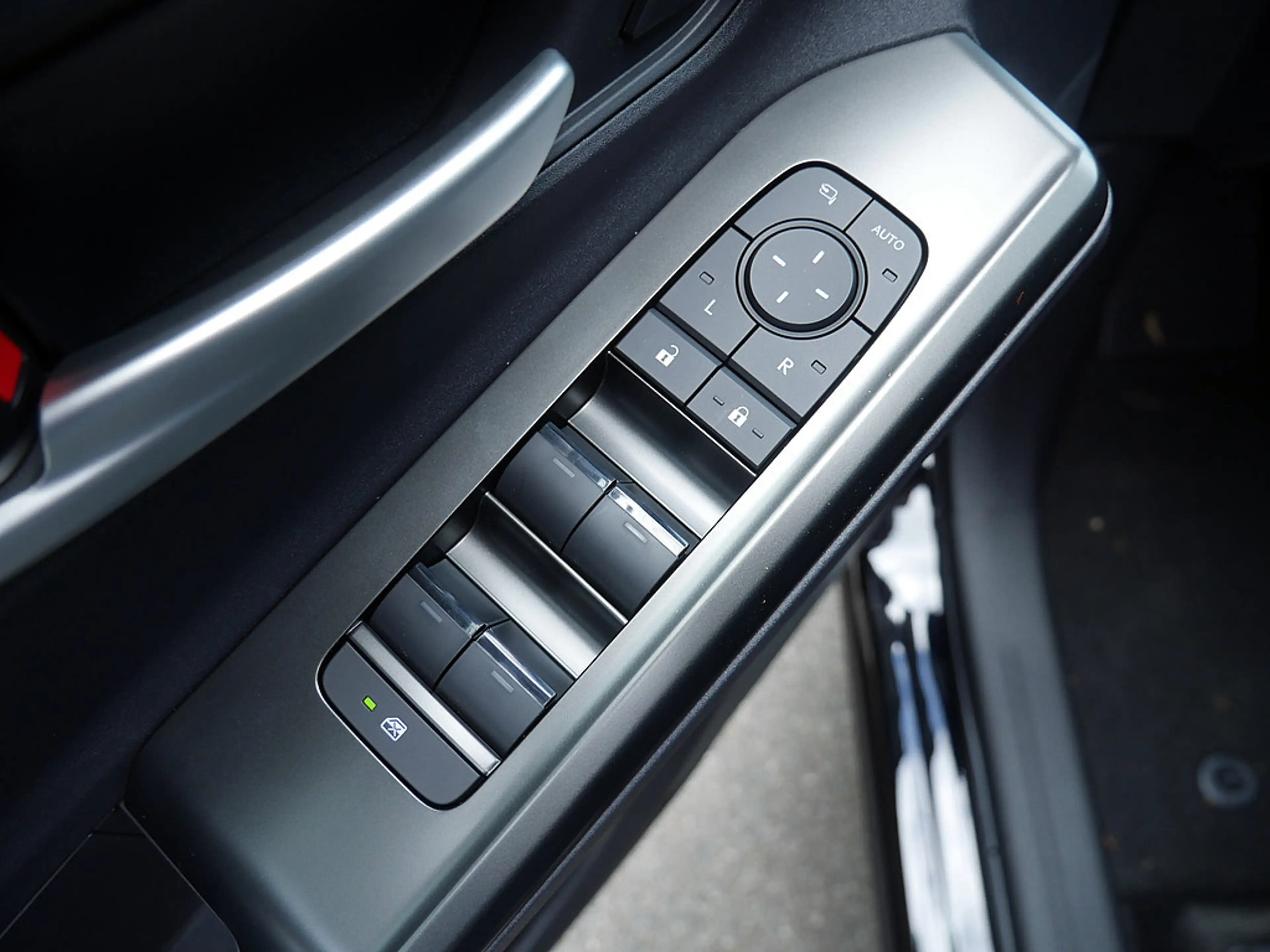 Subaru Solterra 73 AWD Comfort H/K NAVI ACC LED 360° — photo 11