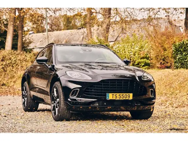 Aston Martin DBX
