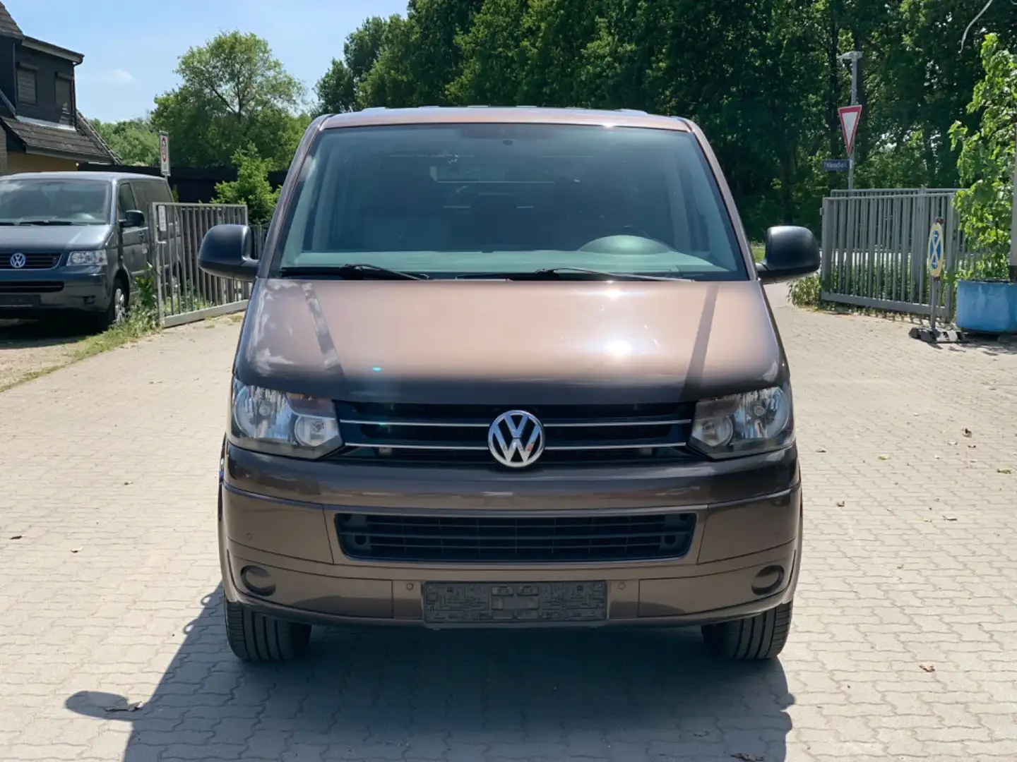 Volkswagen T5 Multivan Startline*Service*Zahnriemen*Tempomat Braun - 2
