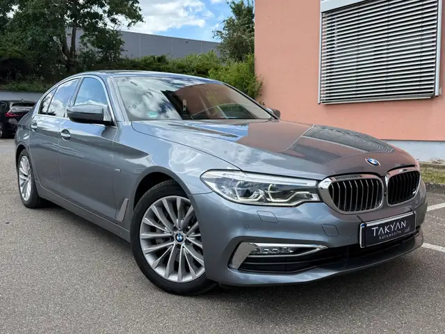 BMW 540 i Lim. xDrive Luxury Line/ LED / FINANZIERUNG