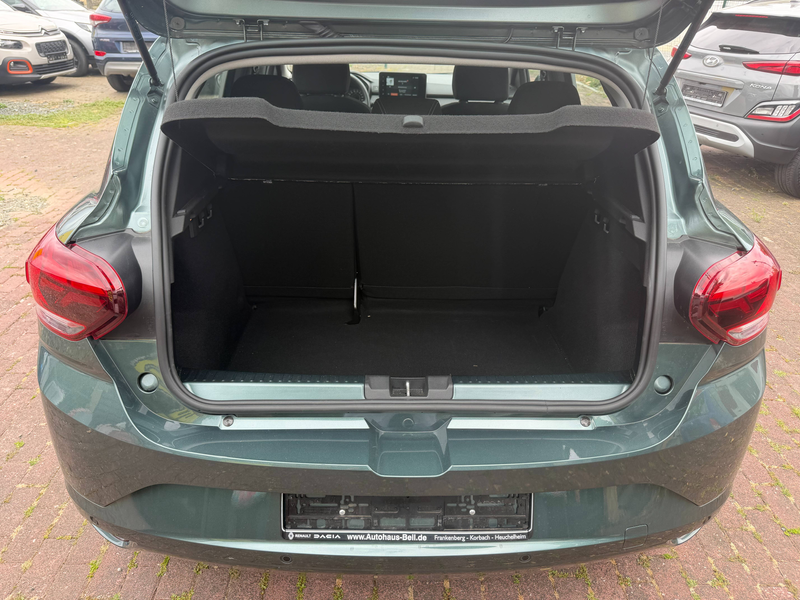 Dacia Sandero Expression/Hagelschaden/Neu Service/Klimaautomatik — photo 8