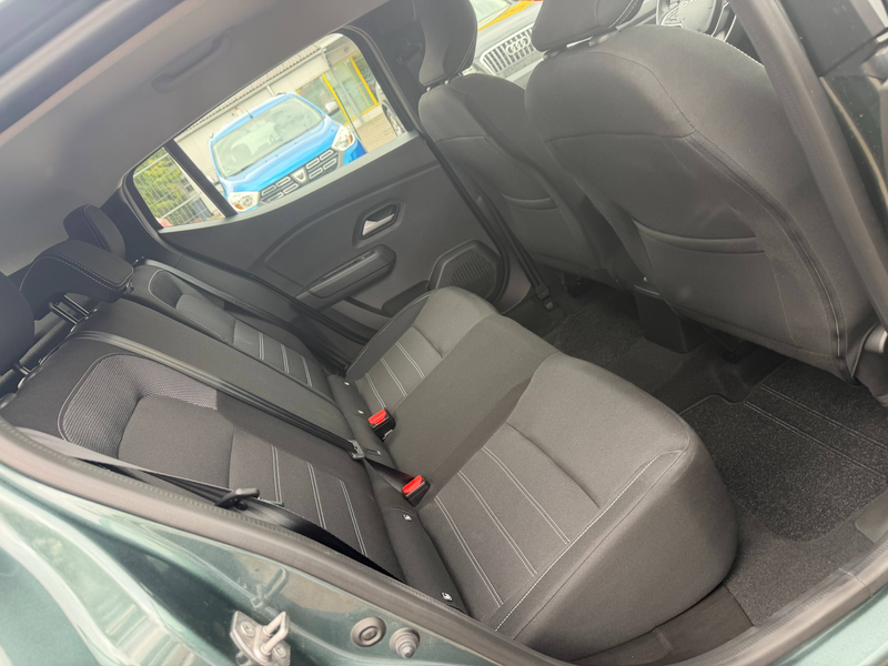 Dacia Sandero Expression/Hagelschaden/Neu Service/Klimaautomatik — photo 27