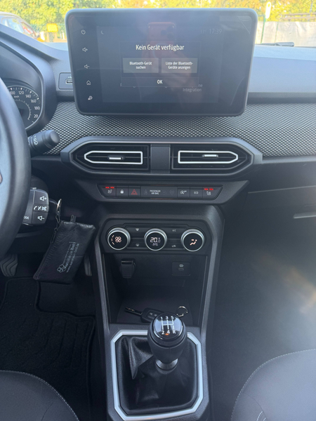 Dacia Sandero Expression/Hagelschaden/Neu Service/Klimaautomatik — photo 22